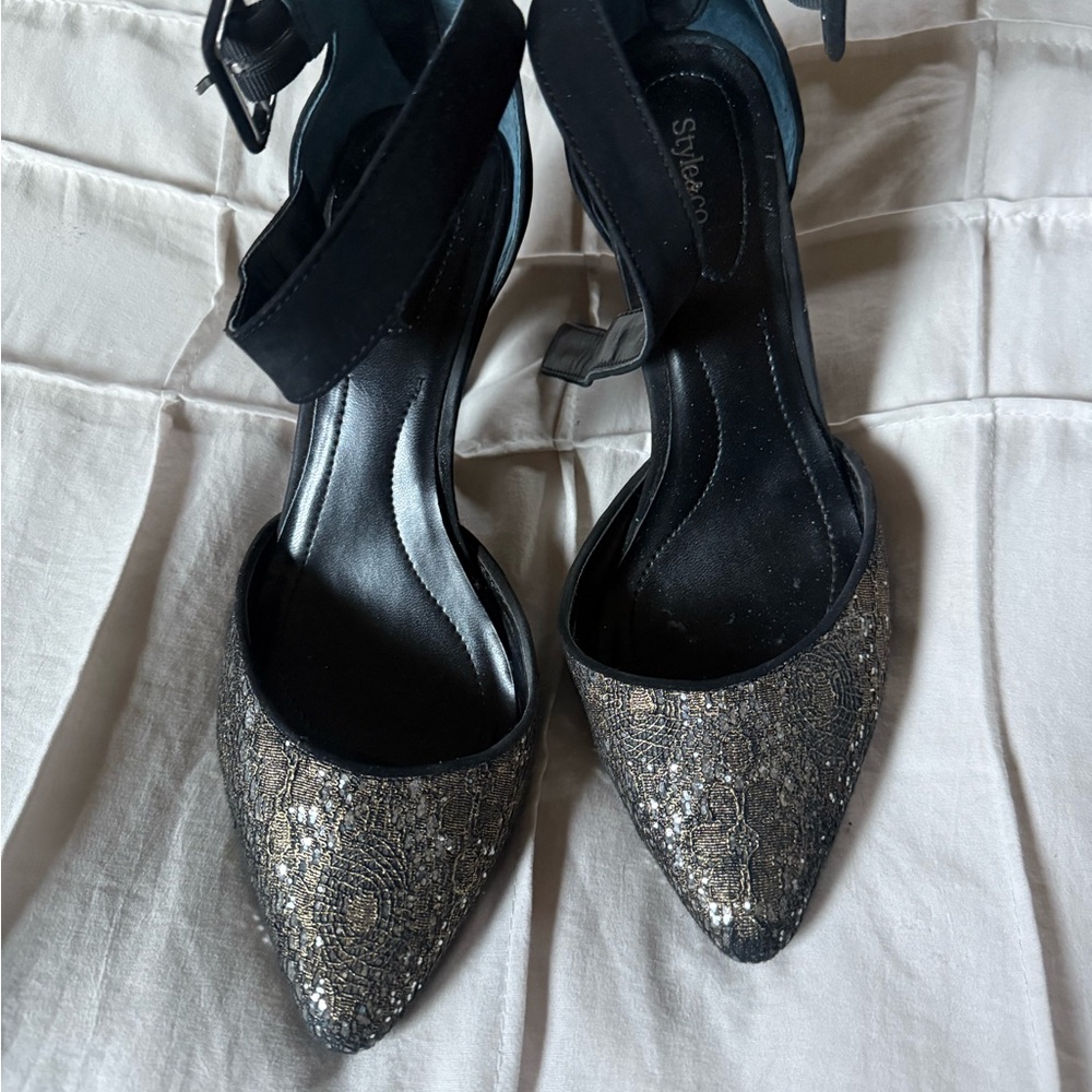 Stylish Black and Silver Women's Shoes